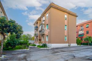 3 LOCALI A CIVITAVECCHIA