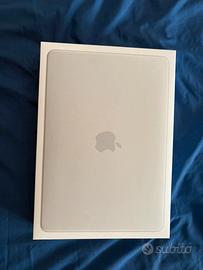 MacBook Neo 13