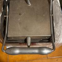 Piastra affettatrice