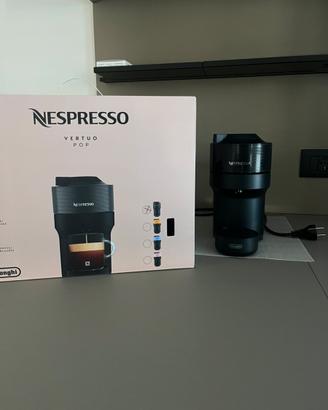 Macchina caffè Nespresso Vertuo POP nera