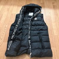 smanicato Moncler 