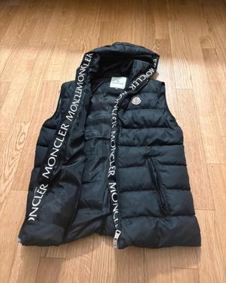 smanicato Moncler 