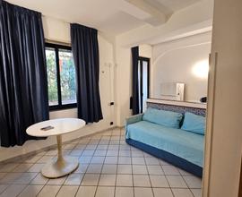 Bilocale ristrutturato ischia porto
