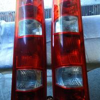 Fanali posteriori