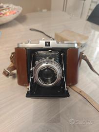 macchina fotografica d'epoca 