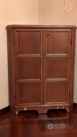 armadietto ad angolo