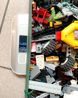 legno costruzione con personaggi 