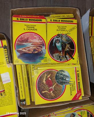 libri Giallo Mondadori raccolta