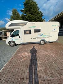 CAMPER CHAUSSON MANSARDATO 5 POSTI CON GARAGE
