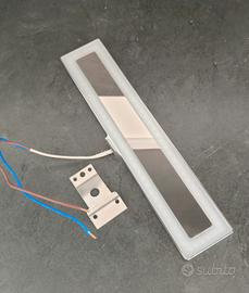 LAMPADA LED DA SPECCHIO