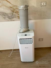 Condizionatore portarile con tubo di scarico