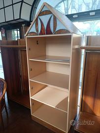 Arredamento per negozio abbigliamento 