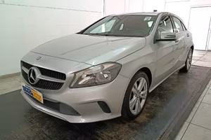 MERCEDES-BENZ A 200 d Sport auto my16