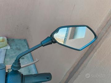 Specchietti moto/scooter 