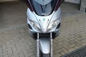 PIAGGIO X9 500 EVOLUTION