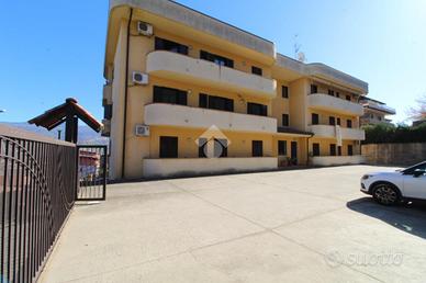 4 LOCALI A MONTALTO UFFUGO