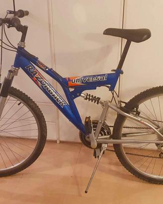 MOUNTAIN BIKE RAZORBACK 80 € (SOLO A ROMA)
