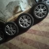 5 c con gomme da 15 per lancia y euro 200