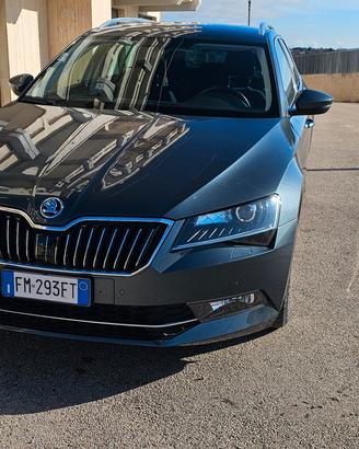 Skoda Superb 4x4 190CV