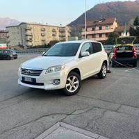 TOYOTA RAV 4 -