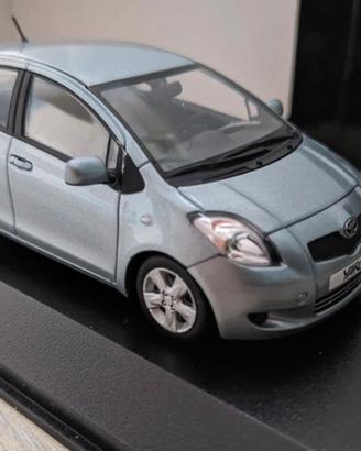 Toyota Yaris 1:43 Minichamps Nuova