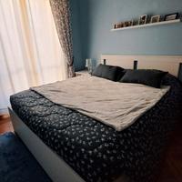 Mobili camera da letto bianca, anno 2022