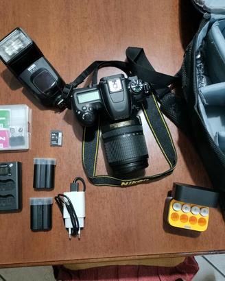 nikon D 7500 piu accessori e obbietivo