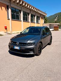 Volkswagen Tiguan 2.0 239CV BiTDI R-line Full Opti