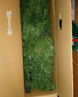 Albero di Natale da 2.40 m Grande