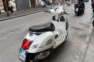 Piaggio Vespa 300 Gts 2019