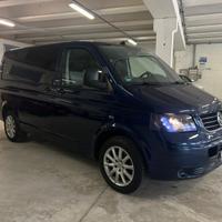 Volkswagen Multivan 2.5 TDI/174CV Comfortline
