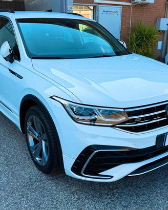 Volkswagen Tiguan 2.0 TDI 150 CV SCR DSG R-Line