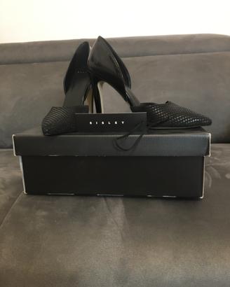 Scarpa décolleté nera Sisley