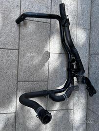 Gruppo tubazioni liquido refrigerante
