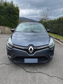 Renault Clio Moschinio Zen 12V 90CV 5 Porte 2019