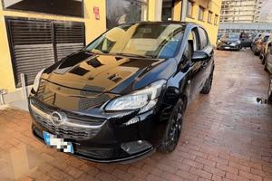 OPEL Corsa 1.2 5 porte Black Edition