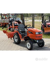 TRATTORE - KUBOTA KJ 11 - 113 H. DI LAVORO!