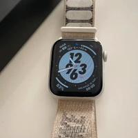 Apple Watch SE Nike Edition 44mm