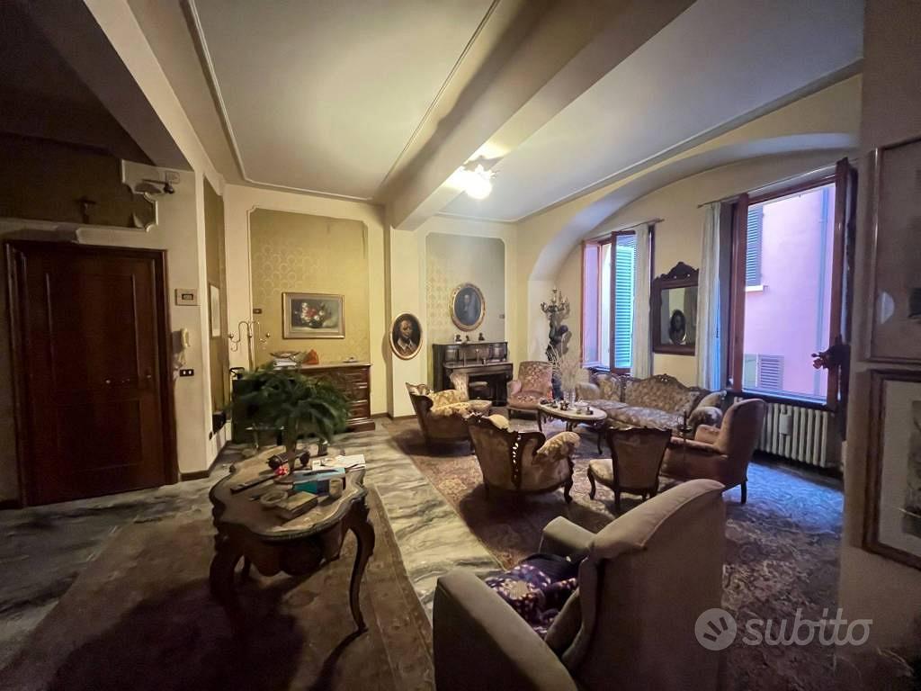 Appartamento – Modena, Quartiere Cittanova, Centro Storico - Vista 2