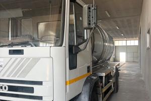 Eurocarco Cisterna per alimenti cambio zf