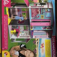 Casa delle Barbie dreamhouse usata ma cone nuova