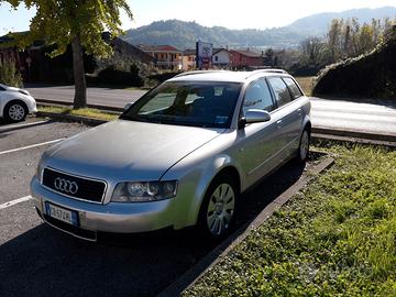 AUDI A4 2ª serie - 2002