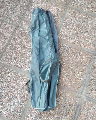 Due borse porta canne da pesca