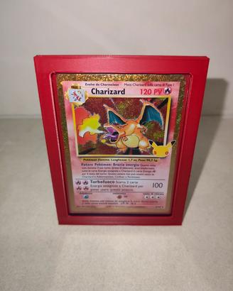 Charizard 30esimo anniversario pokemon