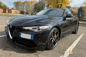 Alfa Romeo Giulia sport edition 2.2 jtdm 180 cv
