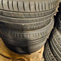 2 Gomme estive Michelin 205 55 R16 91v piu 1 scort