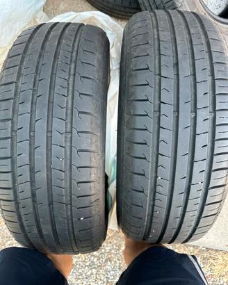 Gomme 205/55/16