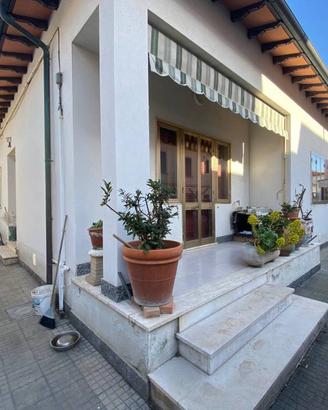 Villa di 115 m² con 4 locali a Rosignano Marittimo