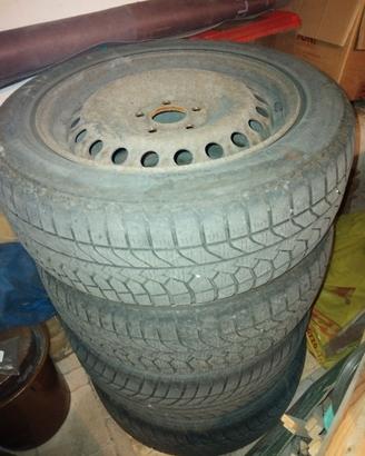 Gomme invernali su cerchio