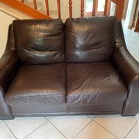 Set due divani in pelle